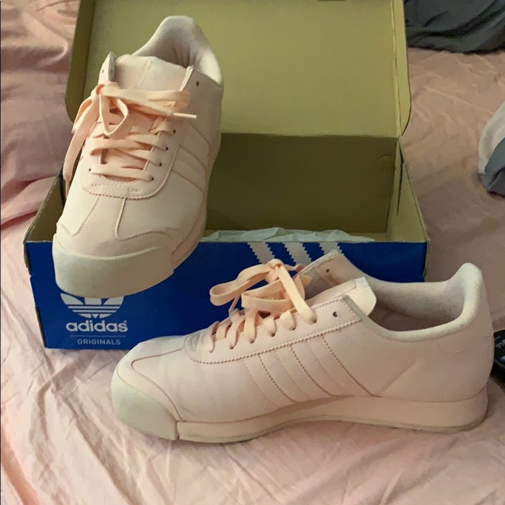 Adidas Somas